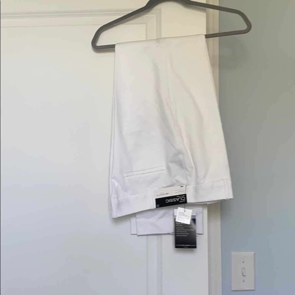 Women’s white dress pant